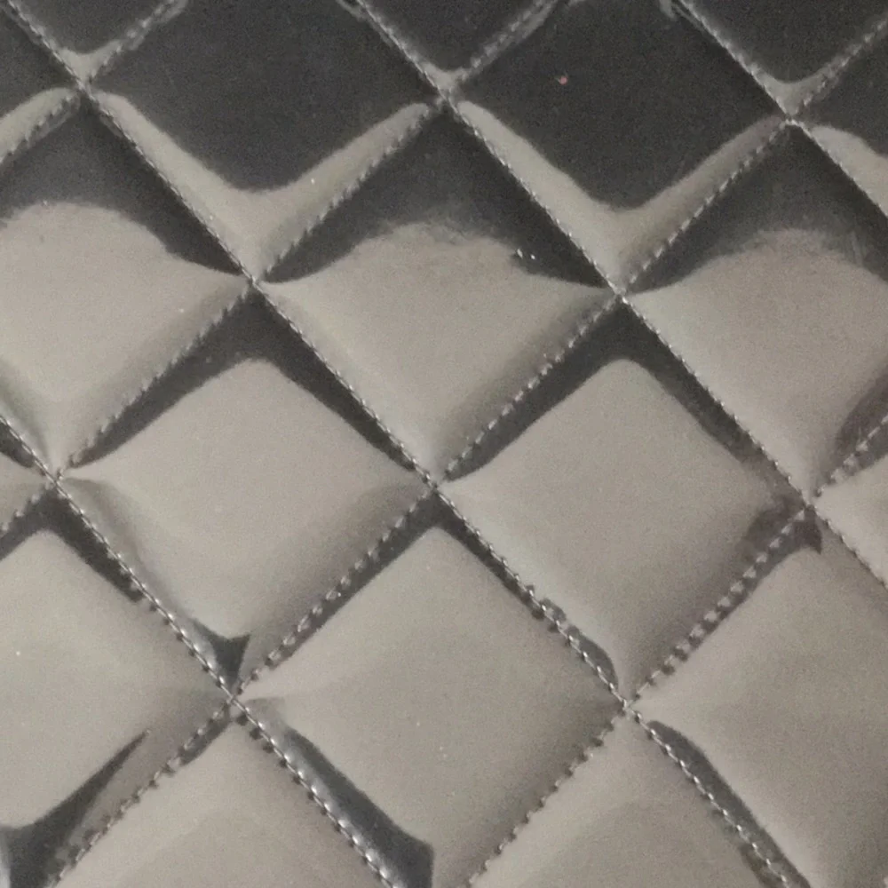 CHANEL Vintage Quilted Patent Leather Large Lunch Box Bag !Rare! - Picture 6 of 17